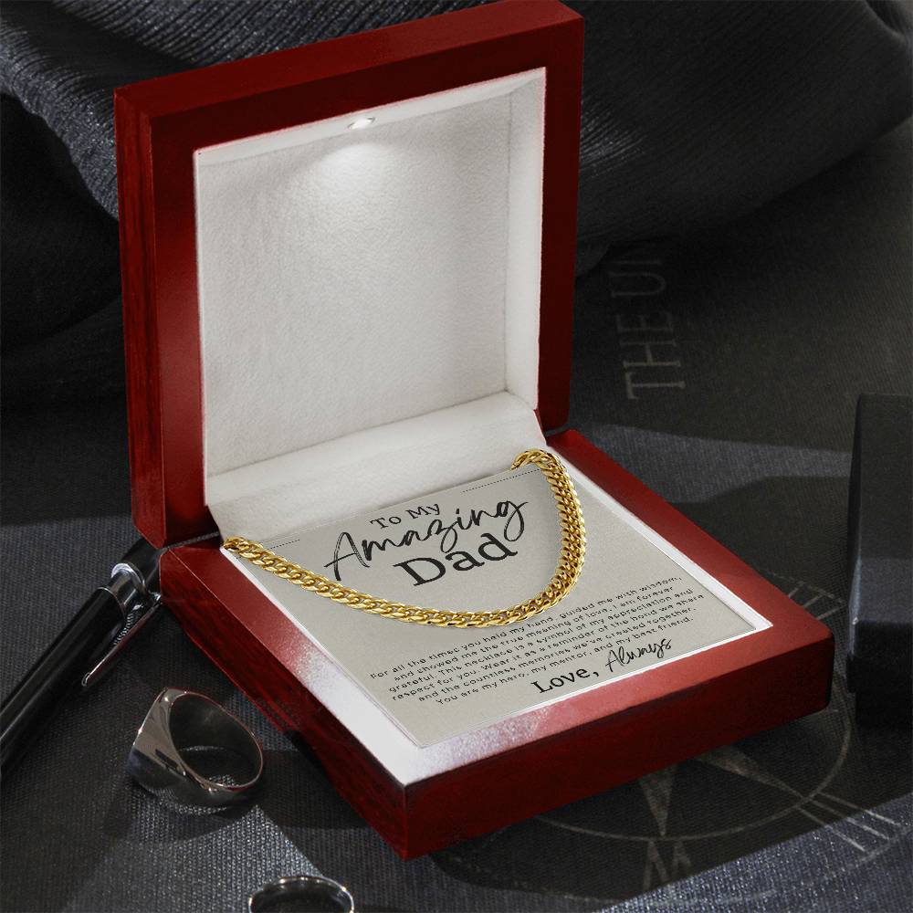 Elegant necklace with a heartfelt message "to my amazing dad", a thoughtful gift for a beloved father.