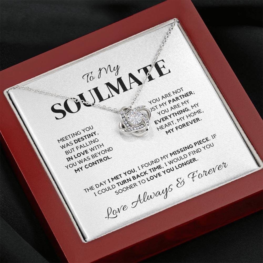 To My Soulmate Necklace – A Timeless Expression of Love