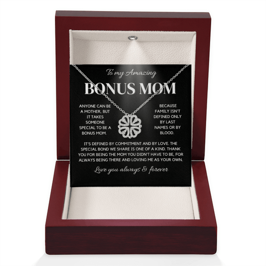 Bonus Mom - Magnetic Clover & Hearts Convertible Necklace