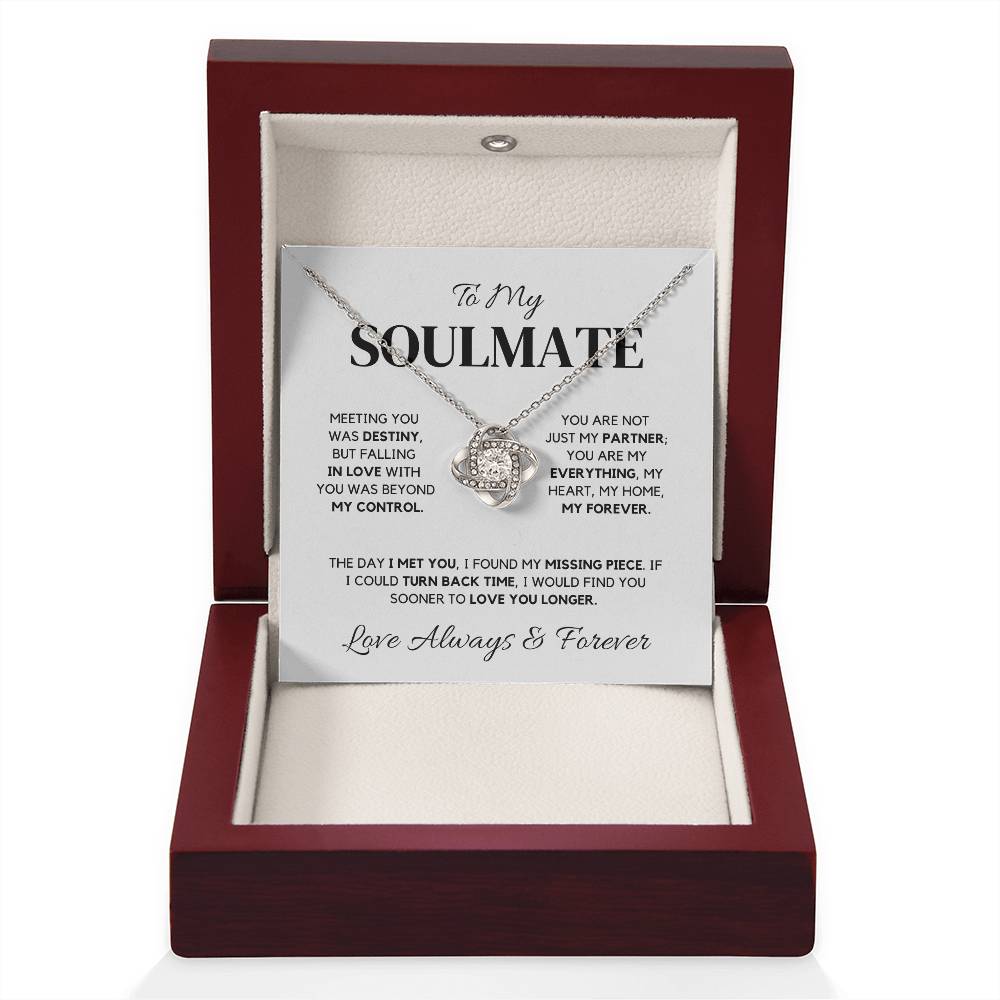 To My Soulmate Necklace – A Timeless Expression of Love